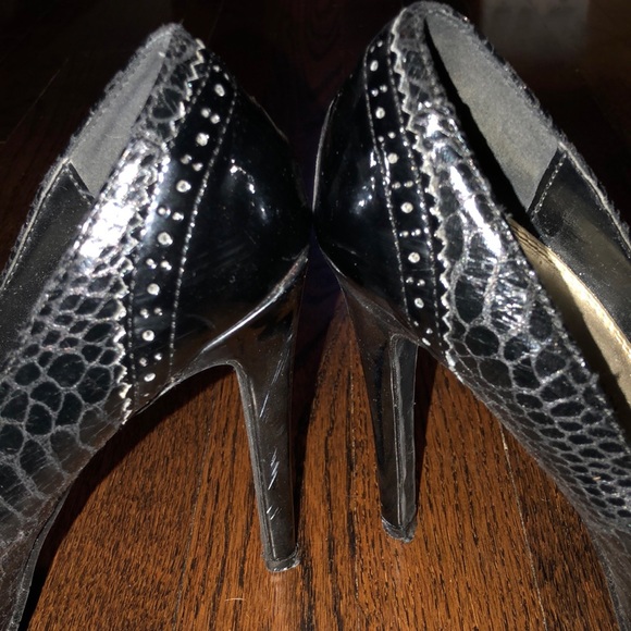 Kardashian Kollection Heels - Picture 3 of 3